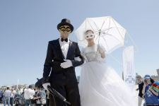 В Баку прошел грандиозный праздник классических автомобилей – автопробег, выставка, конкурсы, ретро-стиль участников (ФОТО/ВИДЕО)