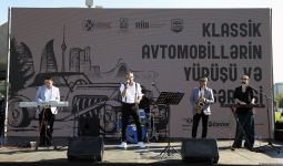 В Баку прошел грандиозный праздник классических автомобилей – автопробег, выставка, конкурсы, ретро-стиль участников (ФОТО/ВИДЕО)