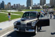 В Баку прошел грандиозный праздник классических автомобилей – автопробег, выставка, конкурсы, ретро-стиль участников (ФОТО/ВИДЕО)