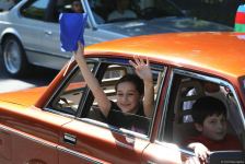 В Баку прошел грандиозный праздник классических автомобилей – автопробег, выставка, конкурсы, ретро-стиль участников (ФОТО/ВИДЕО)