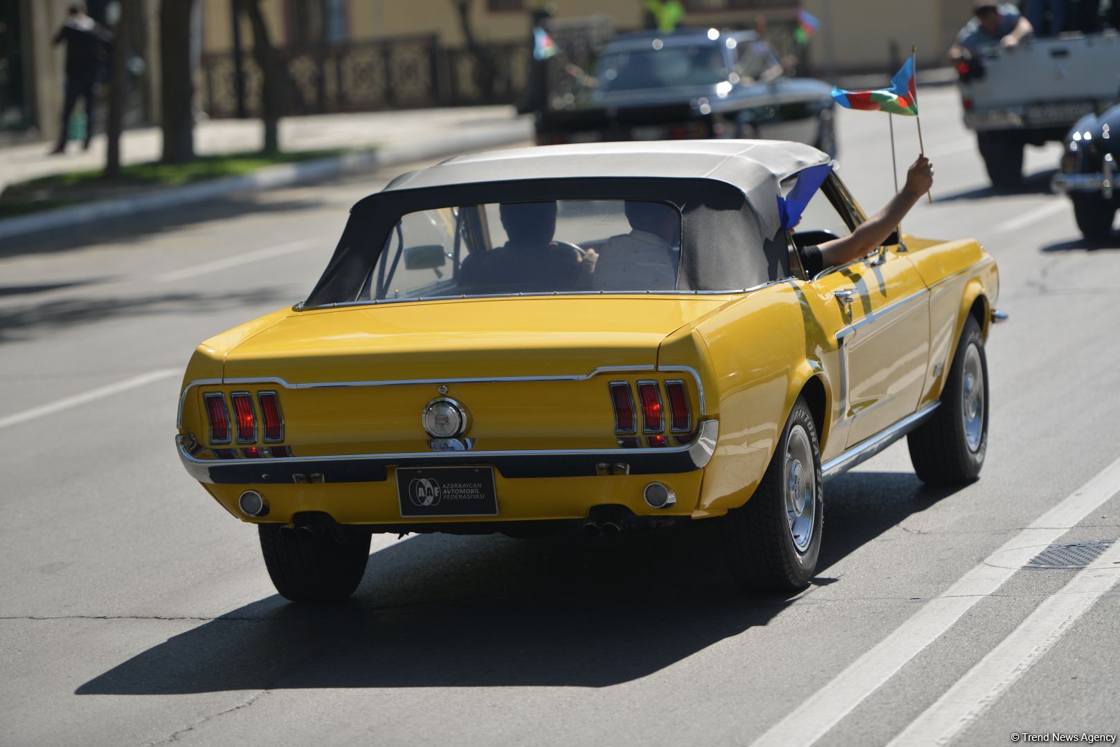 В Баку прошел грандиозный праздник классических автомобилей – автопробег, выставка, конкурсы, ретро-стиль участников (ФОТО/ВИДЕО)