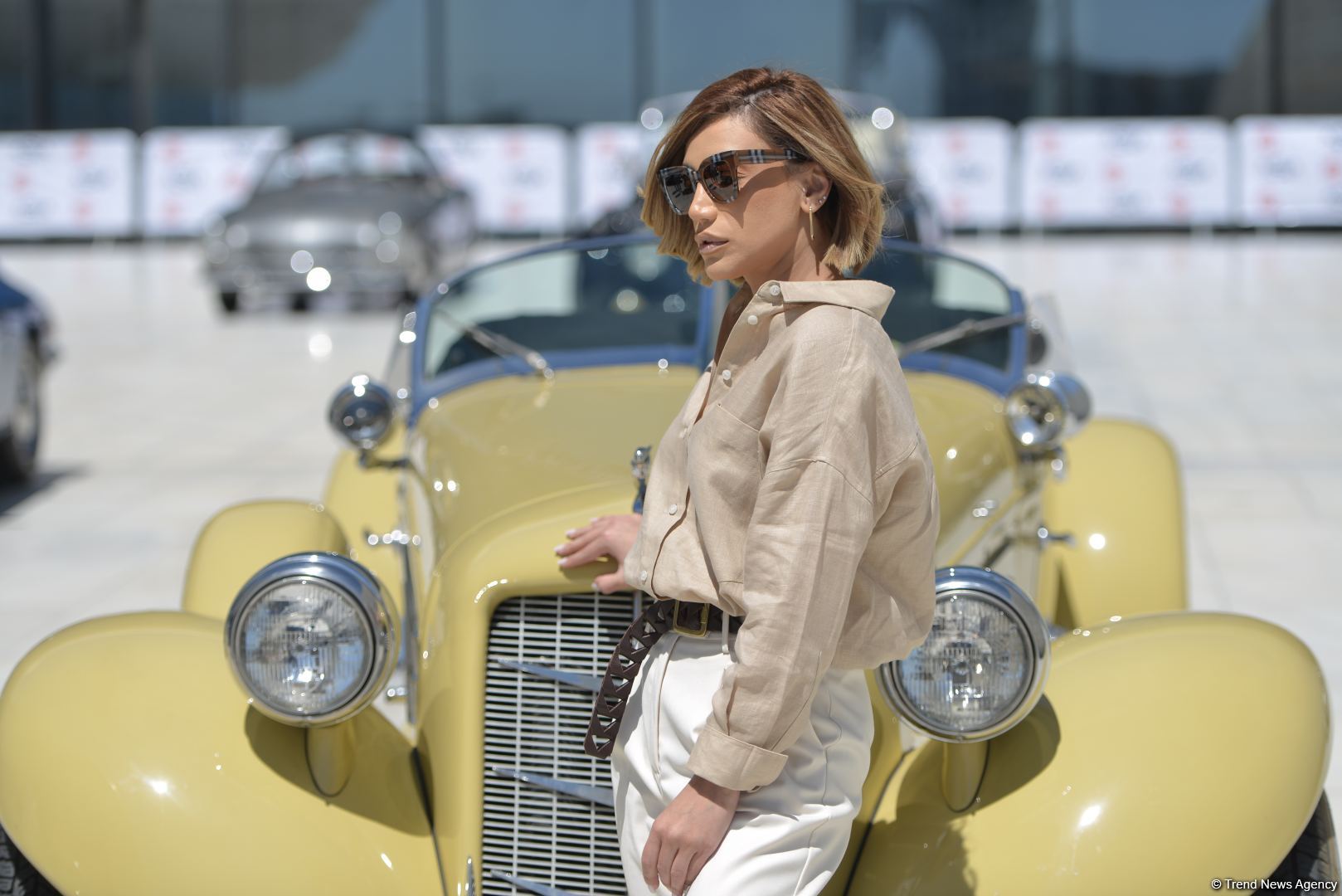 В Баку прошел грандиозный праздник классических автомобилей – автопробег, выставка, конкурсы, ретро-стиль участников (ФОТО/ВИДЕО)