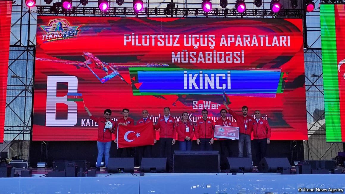 В Баку прошла церемония награждения участников и команд фестиваля TEKNOFEST (ФОТО)