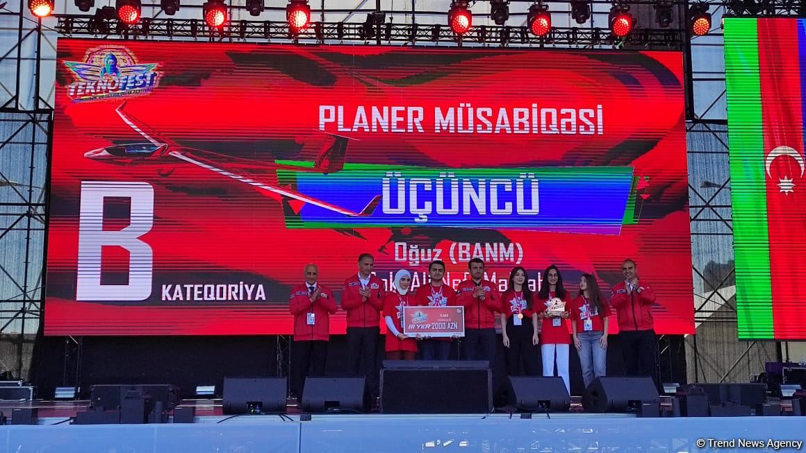 В Баку прошла церемония награждения участников и команд фестиваля TEKNOFEST (ФОТО)