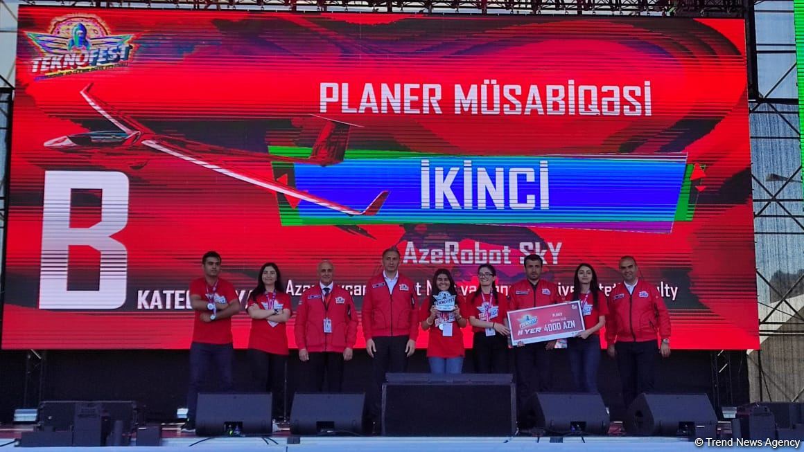 В Баку прошла церемония награждения участников и команд фестиваля TEKNOFEST (ФОТО)