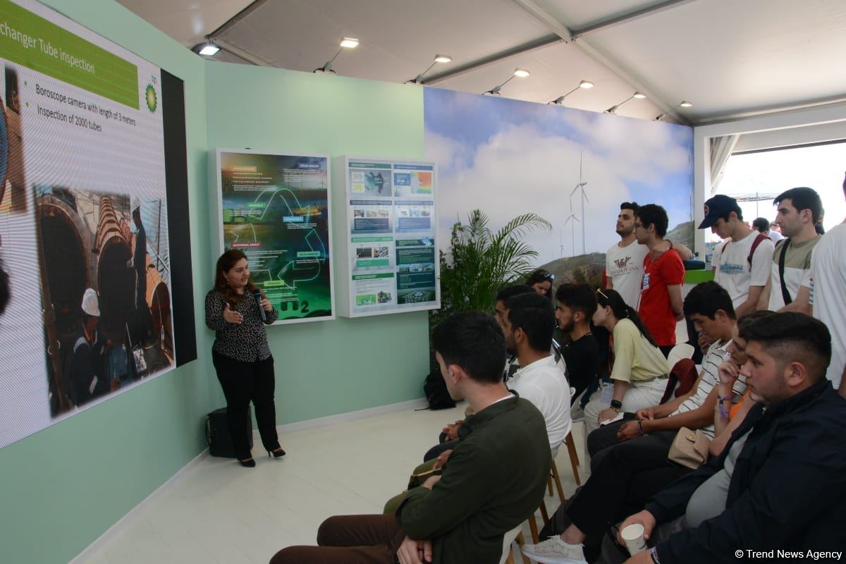 В Баку стартовал четвертый день фестиваля TEKNOFEST (ФОТО)