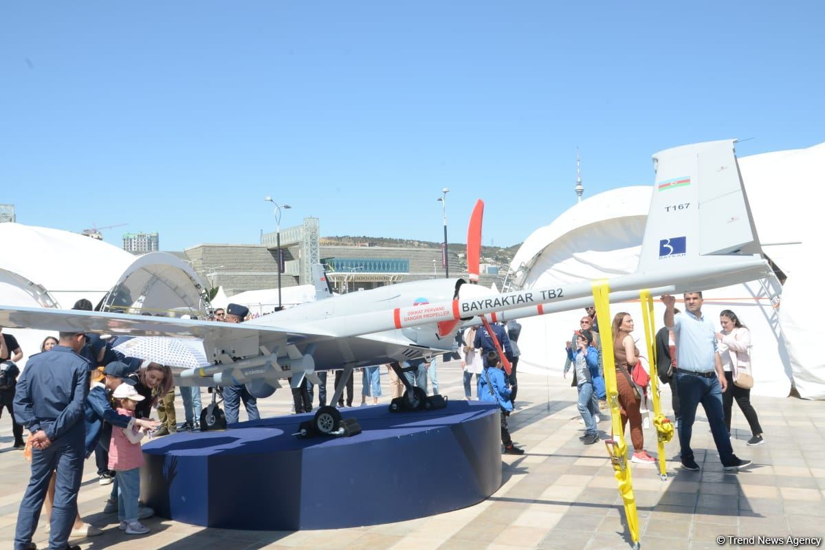 В Баку стартовал четвертый день фестиваля TEKNOFEST (ФОТО)