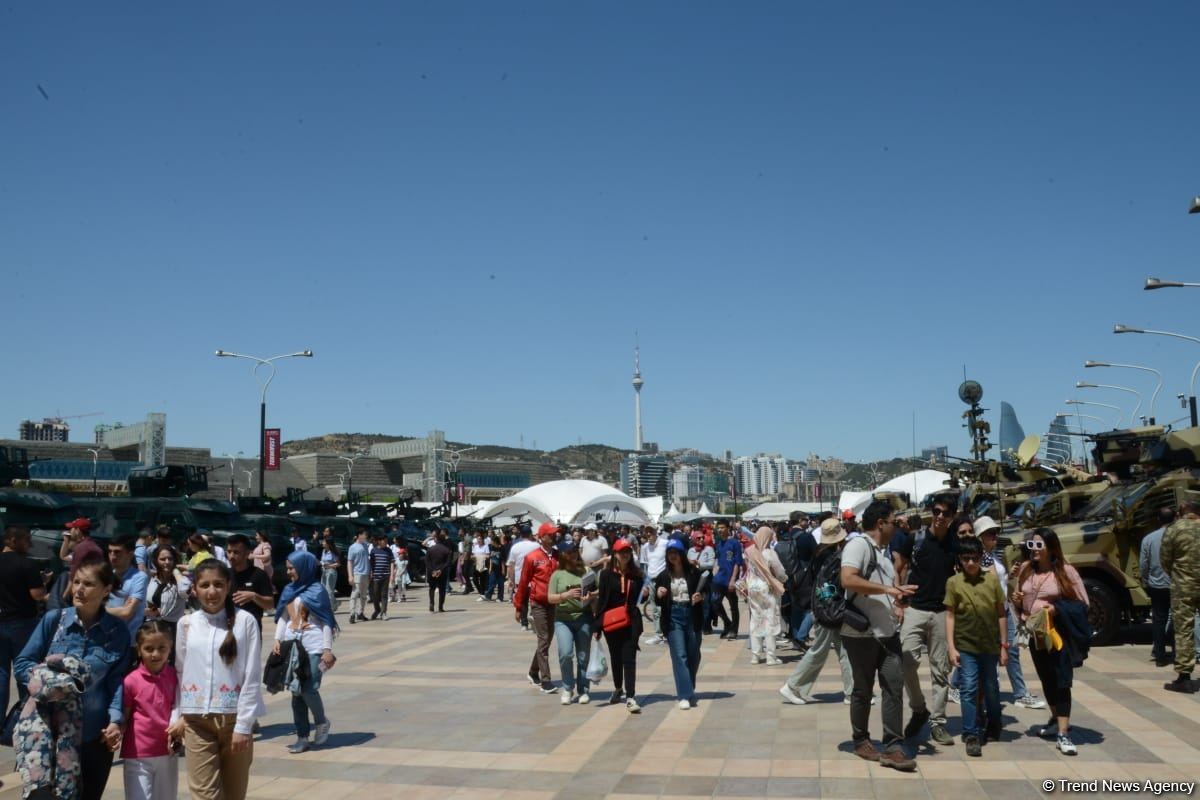 В Баку стартовал четвертый день фестиваля TEKNOFEST (ФОТО)