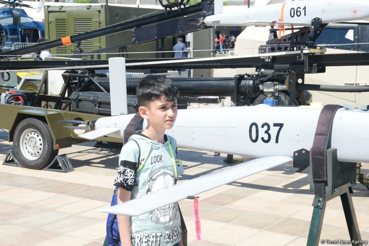 В Баку стартовал четвертый день фестиваля TEKNOFEST (ФОТО)