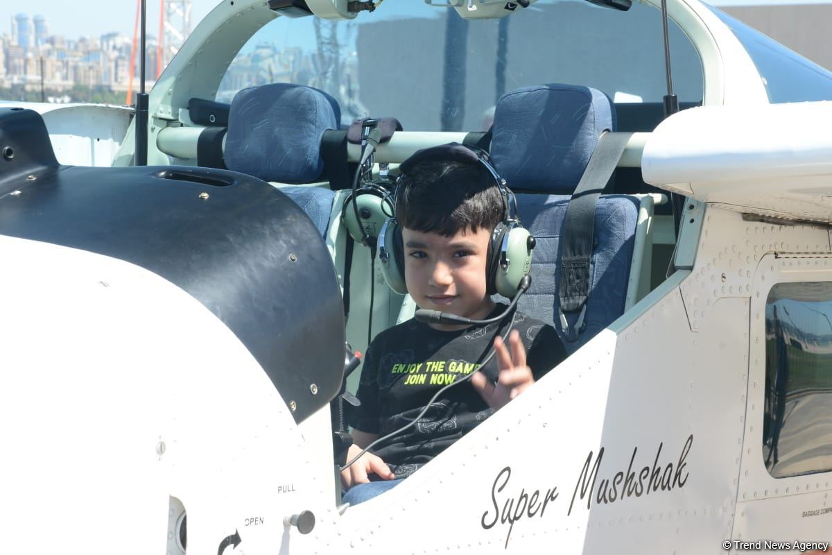 В Баку стартовал четвертый день фестиваля TEKNOFEST (ФОТО)