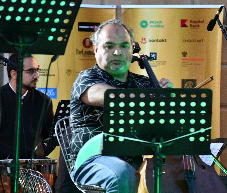 Великая музыка Бетховена под открытым небом вечернего Баку (ФОТО)