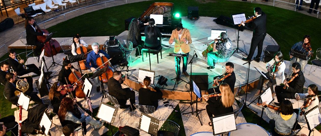 Великая музыка Бетховена под открытым небом вечернего Баку (ФОТО)