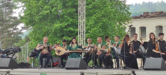 Для военнослужащих в Шуше организован грандиозный концерт в честь Дня независимости Азербайджана (ВИДЕО/ФОТО)