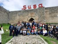 Для военнослужащих в Шуше организован грандиозный концерт в честь Дня независимости Азербайджана (ВИДЕО/ФОТО)