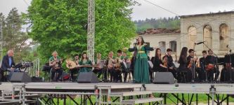 Для военнослужащих в Шуше организован грандиозный концерт в честь Дня независимости Азербайджана (ВИДЕО/ФОТО)