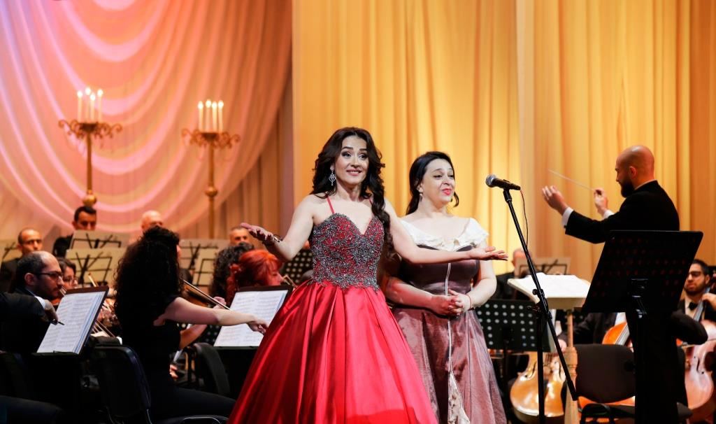 Она пленила красотой и тембром голоса… - юбилейный концерт Инары Бабаевой в Баку (ФОТО)