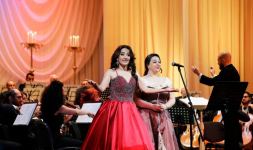 Она пленила красотой и тембром голоса… - юбилейный концерт Инары Бабаевой в Баку (ФОТО)