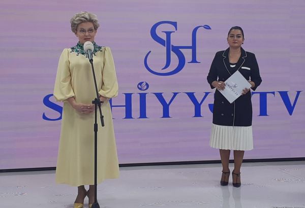 Елена Малышева восхищена азербайджанскими мужчинами и национальной кухней: "Сделаем невозможное возможным!"  (ФОТО)