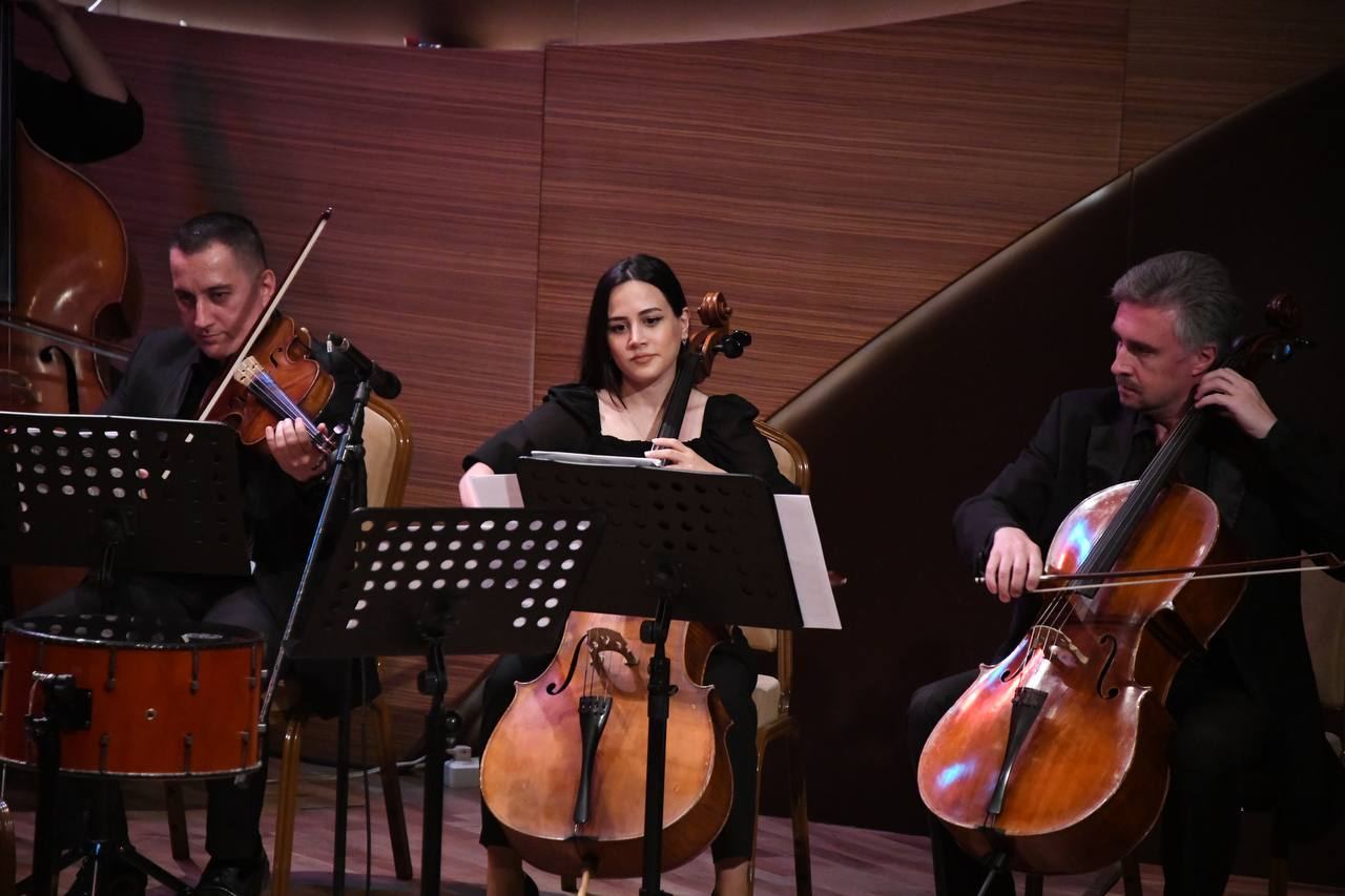 Methamorfosis, Sirius, Deyişmə. Dance, Oyan! – вечер особого настроения и колорита в Баку (ФОТО)