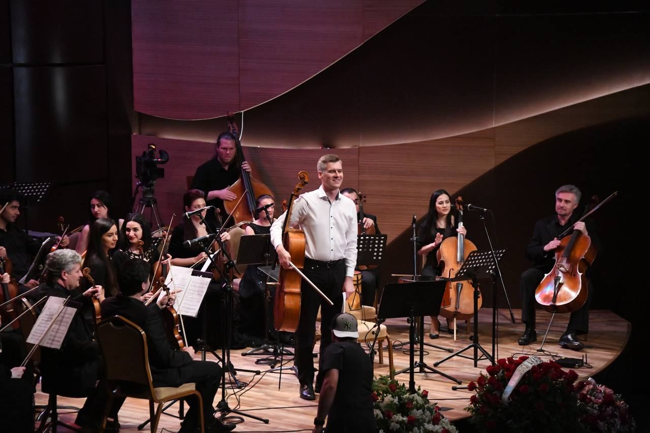 Methamorfosis, Sirius, Deyişmə. Dance, Oyan! – вечер особого настроения и колорита в Баку (ФОТО)