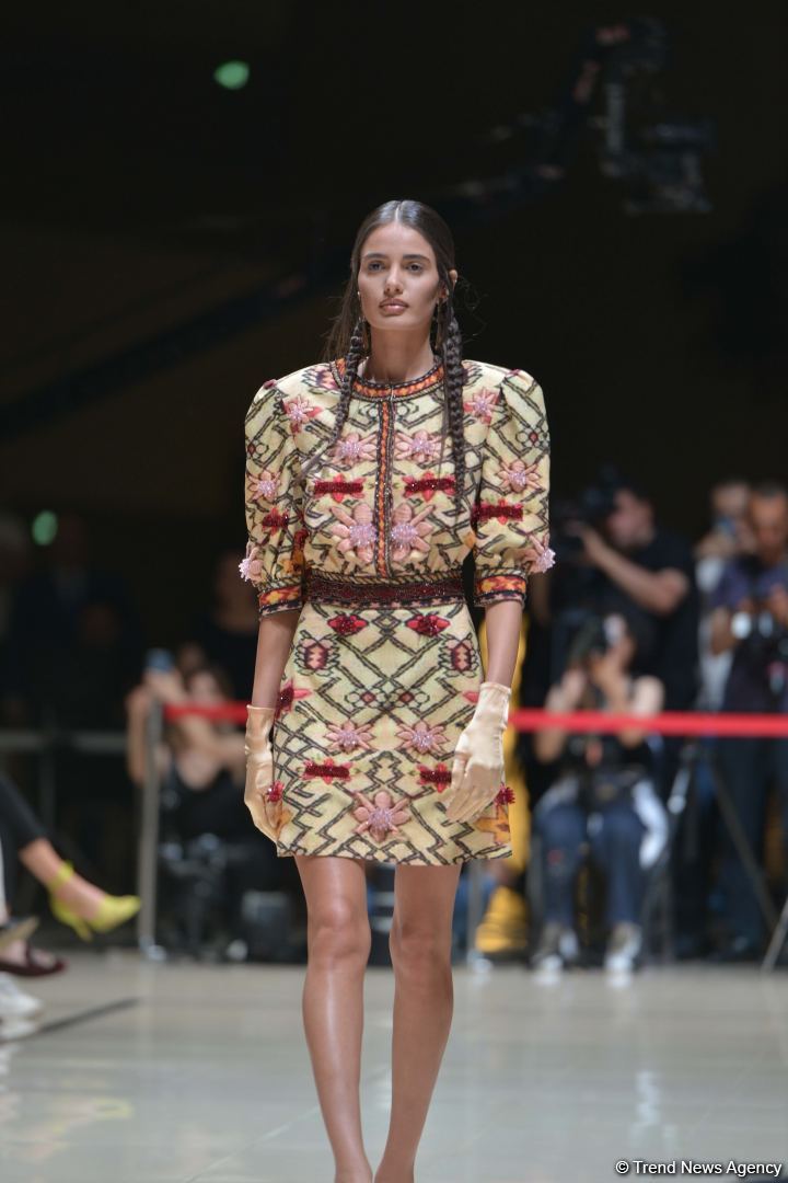 В Центре Гейдара Алиева состоялись презентация новых ковров и красочное дефиле "AFFFAIR in Carpets" (ФОТО/ВИДЕО)