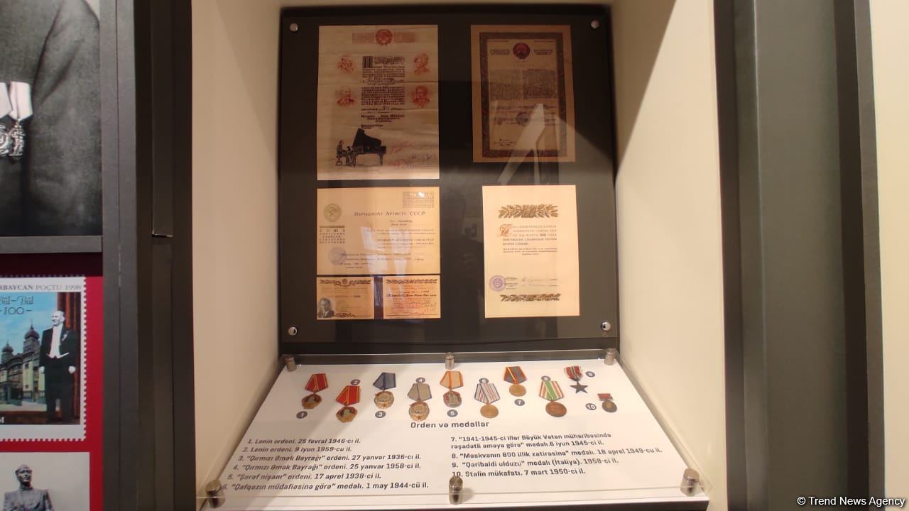 В Шуше для более 100 местных и иностранных представителей организован тур по городу (FOTO)