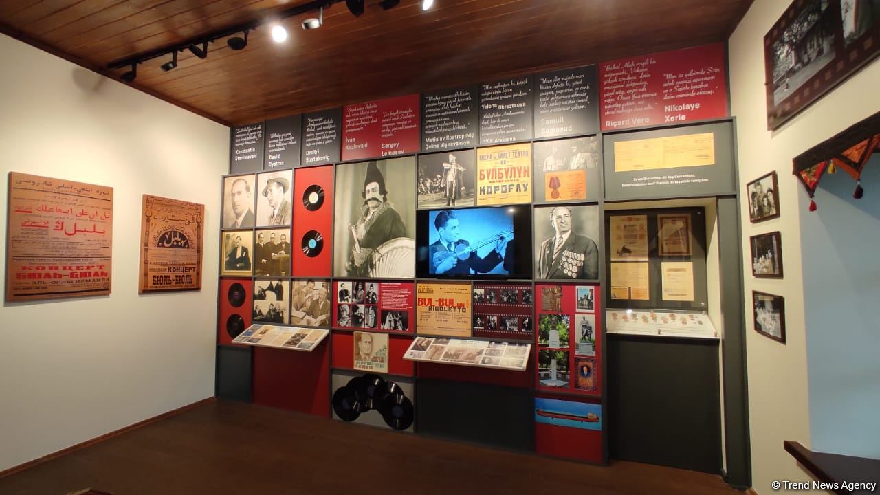 В Шуше для более 100 местных и иностранных представителей организован тур по городу (FOTO)