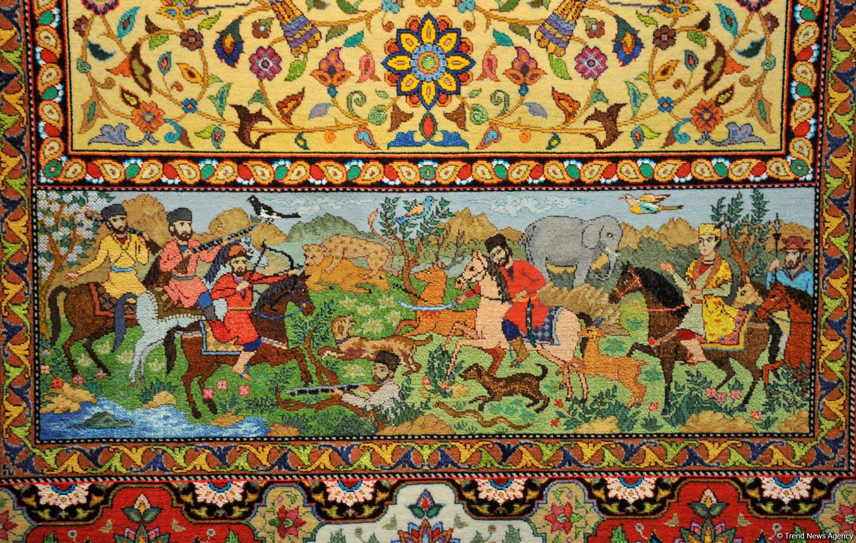 В Центре Гейдара Алиева состоялась торжественная презентация новой потрясающей коллекции ковров "Azərbaycan xalçası - ilmələrin rəqsi" (ФОТО)