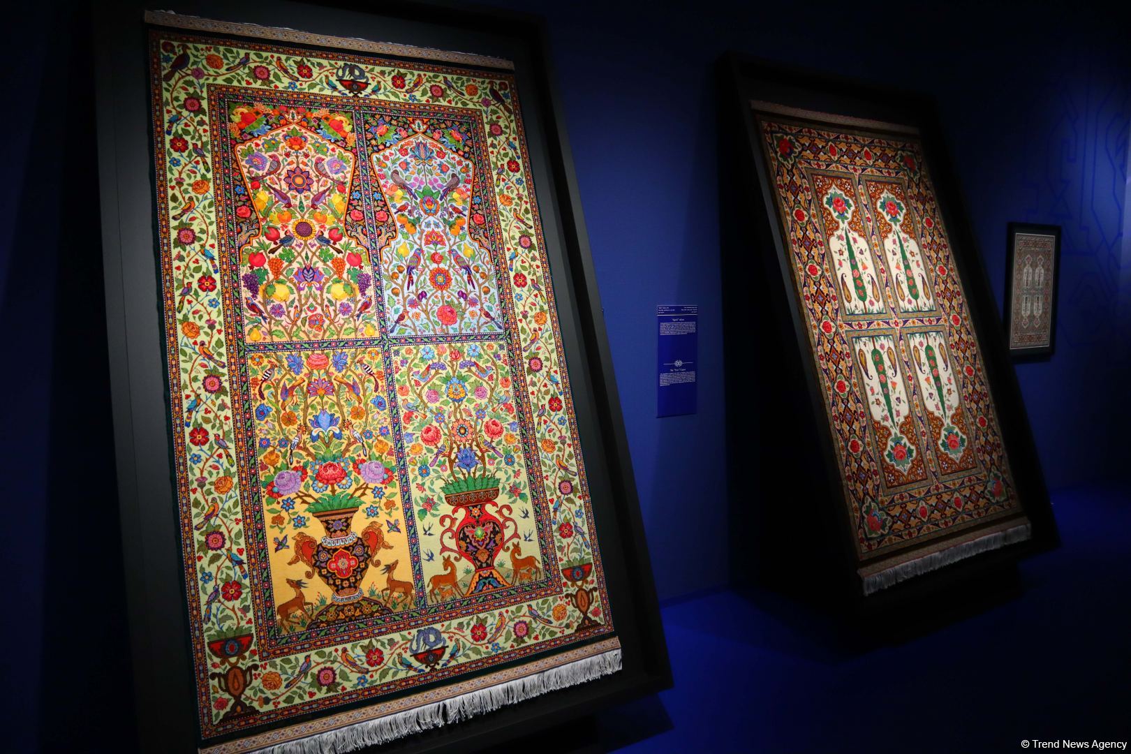 В Центре Гейдара Алиева состоялась торжественная презентация новой потрясающей коллекции ковров "Azərbaycan xalçası - ilmələrin rəqsi" (ФОТО)