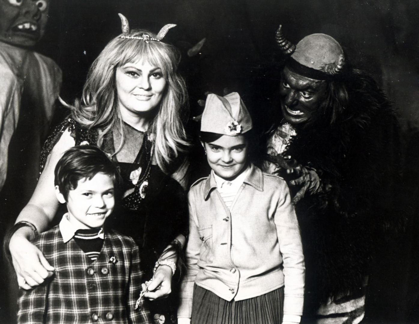 В Госфильмофонде Азербайджана создан личный архивный фонд Амалии Панаховой (ФОТО)