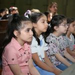 Только посмотрите, как 7-летняя азербайджанская девочка дирижирует оркестром! Очень мило! (ВИДЕО, ФОТО)