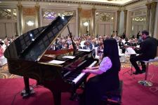 Итальянское рандеву азербайджанской семейной четы (ФОТО/ВИДЕО)