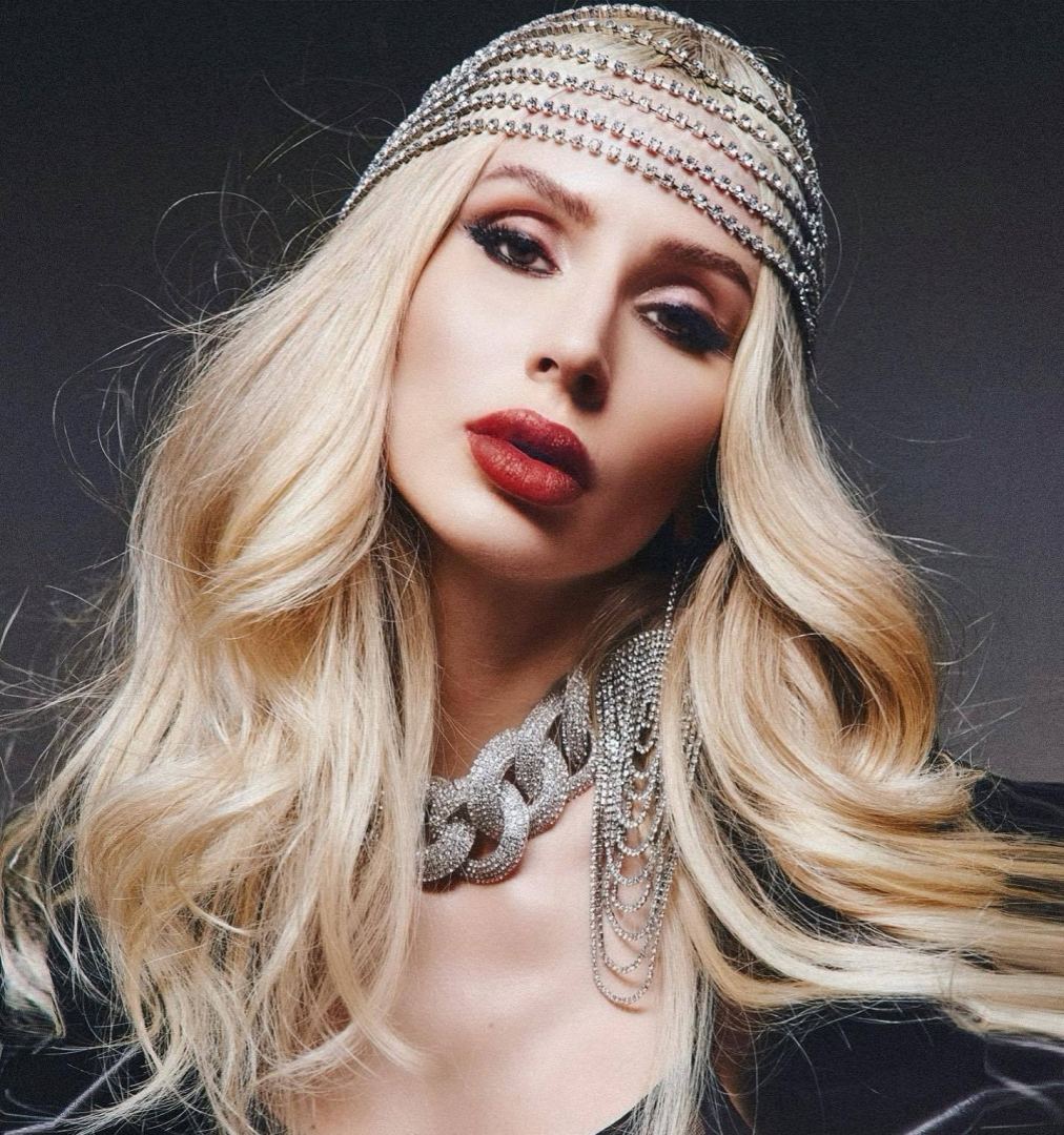 Светлана Лобода заключила контракт с азербайджанской компанией (ФОТО)