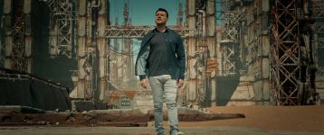 В двух параллельных мирах – новый проект от EMINа (ВИДЕО/ФОТО)