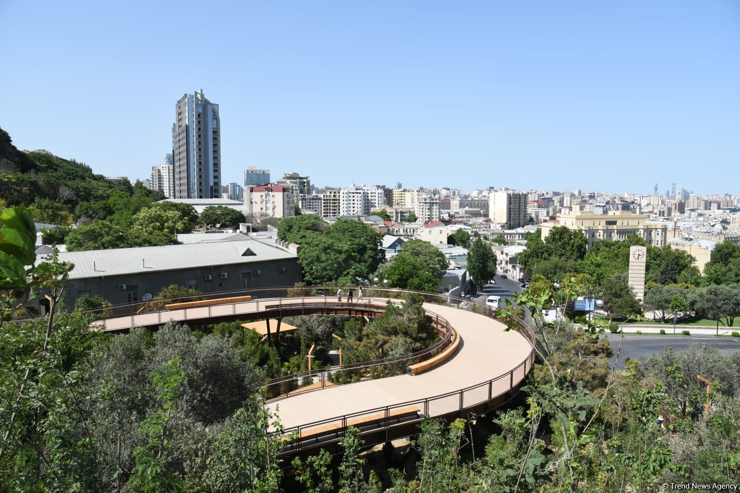 Жители Баку поблагодарили Президента Ильхама Алиева в связи с открытием нового парка  "Чемберекенд" (ФОТО/ВИДЕО)