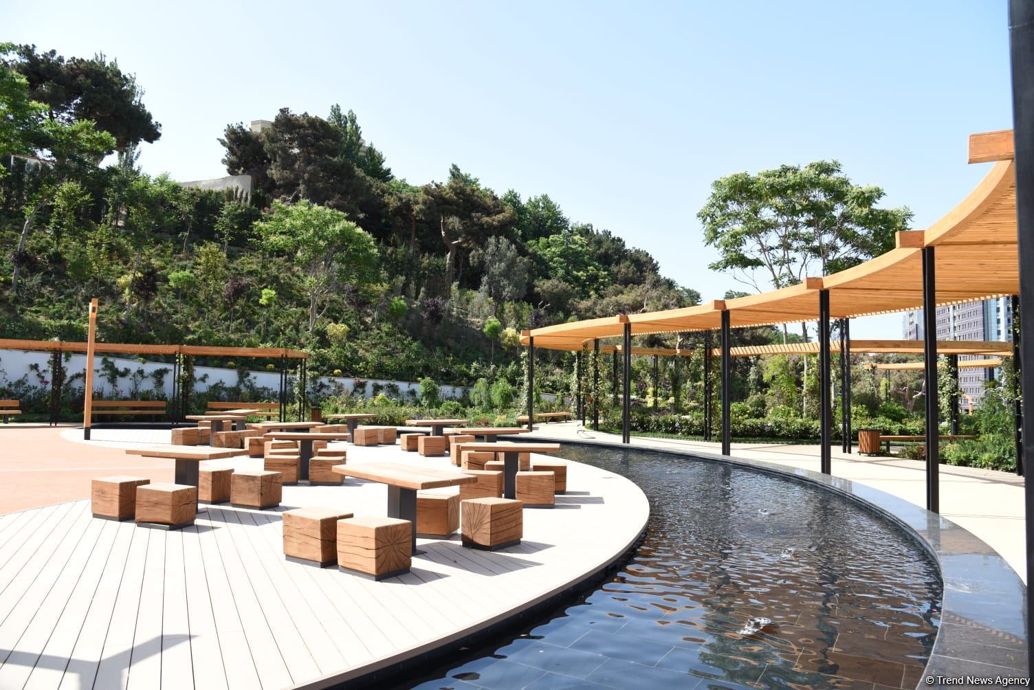 Жители Баку поблагодарили Президента Ильхама Алиева в связи с открытием нового парка  "Чемберекенд" (ФОТО/ВИДЕО)