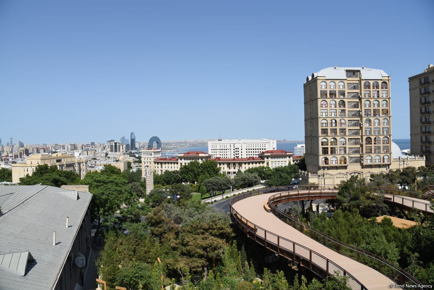 Жители Баку поблагодарили Президента Ильхама Алиева в связи с открытием нового парка  "Чемберекенд" (ФОТО/ВИДЕО)