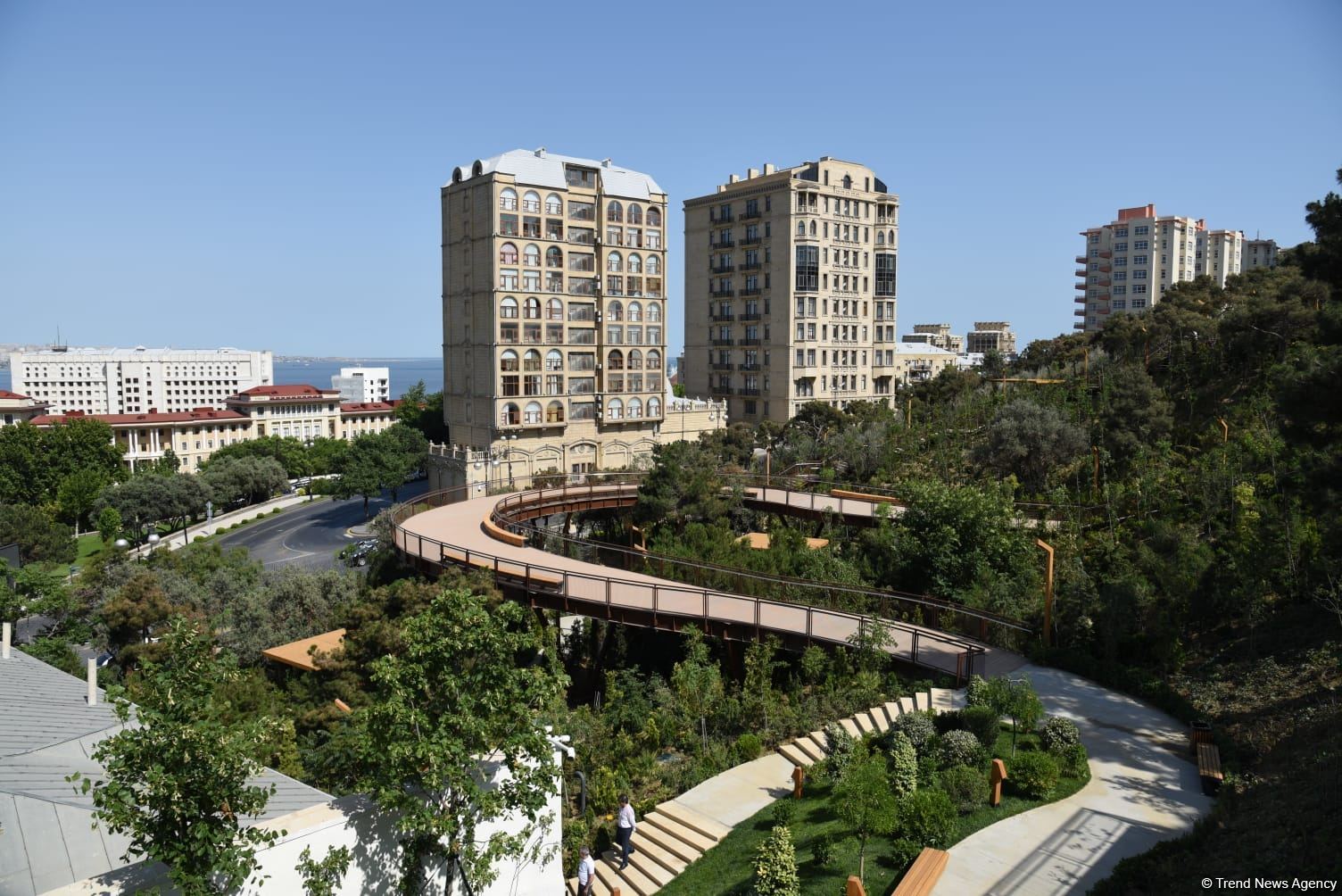 Жители Баку поблагодарили Президента Ильхама Алиева в связи с открытием нового парка  "Чемберекенд" (ФОТО/ВИДЕО)