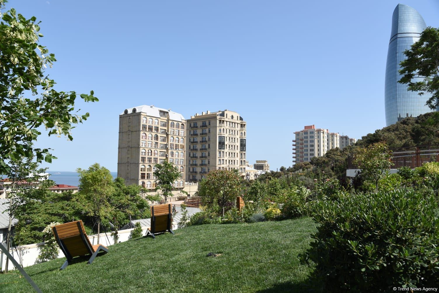 Жители Баку поблагодарили Президента Ильхама Алиева в связи с открытием нового парка  "Чемберекенд" (ФОТО/ВИДЕО)