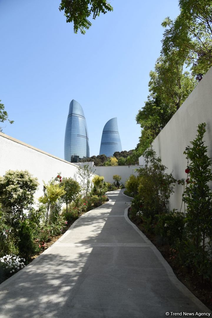 Жители Баку поблагодарили Президента Ильхама Алиева в связи с открытием нового парка  "Чемберекенд" (ФОТО/ВИДЕО)