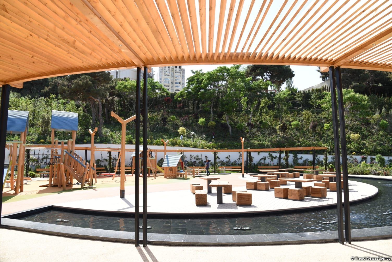 Жители Баку поблагодарили Президента Ильхама Алиева в связи с открытием нового парка  "Чемберекенд" (ФОТО/ВИДЕО)