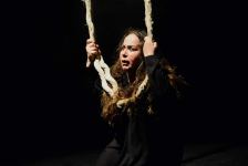 Азербайджанская актриса в свой юбилей "совершила суицид". Был ли другой путь наказания? (ФОТО)