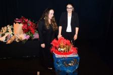 Азербайджанская актриса в свой юбилей "совершила суицид". Был ли другой путь наказания? (ФОТО)