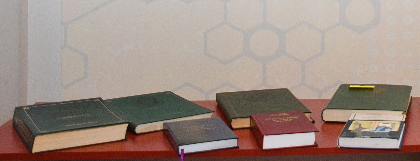 В Баку отметили юбилей Земфиры Сафаровой: "Что может быть желаннее для ученого!" (ФОТО)