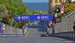 Завершилась первая тренировочная сессия пилотов «Формулы-1» в Баку (ФОТО)