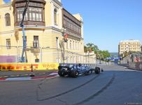 Завершилась первая тренировочная сессия пилотов «Формулы-1» в Баку (ФОТО)