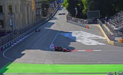 Завершилась первая тренировочная сессия пилотов «Формулы-1» в Баку (ФОТО)