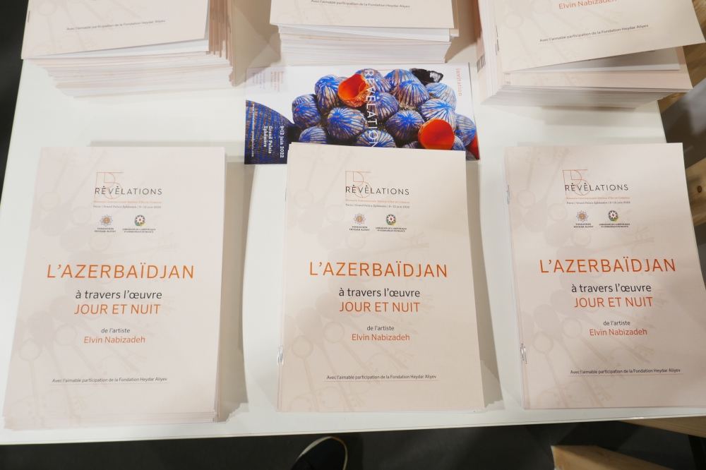 При поддержке Фонда Гейдара Алиева Азербайджан представлен на Международной биеннале Revelations в Париже (ФОТО)