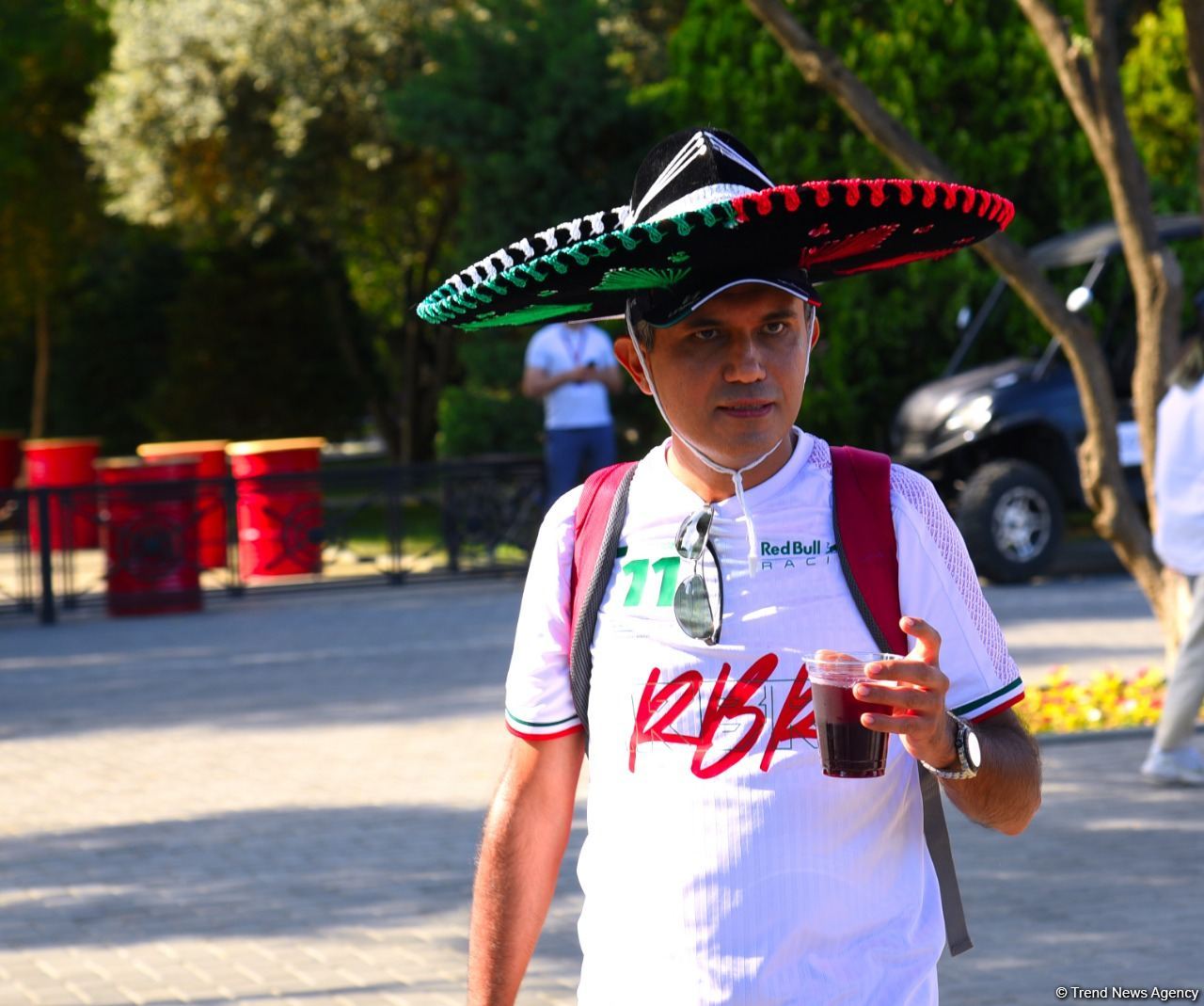 Завершилась первая тренировочная сессия пилотов «Формулы-1» в Баку (ФОТО)