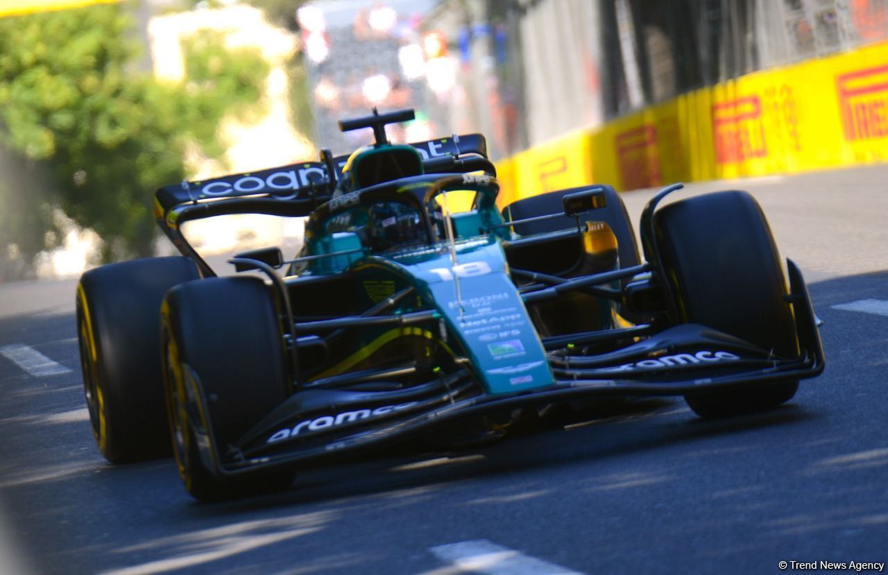 Завершилась первая тренировочная сессия пилотов «Формулы-1» в Баку (ФОТО)